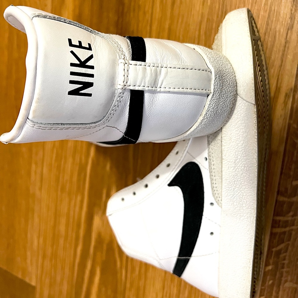 Nike blazer high top size 6